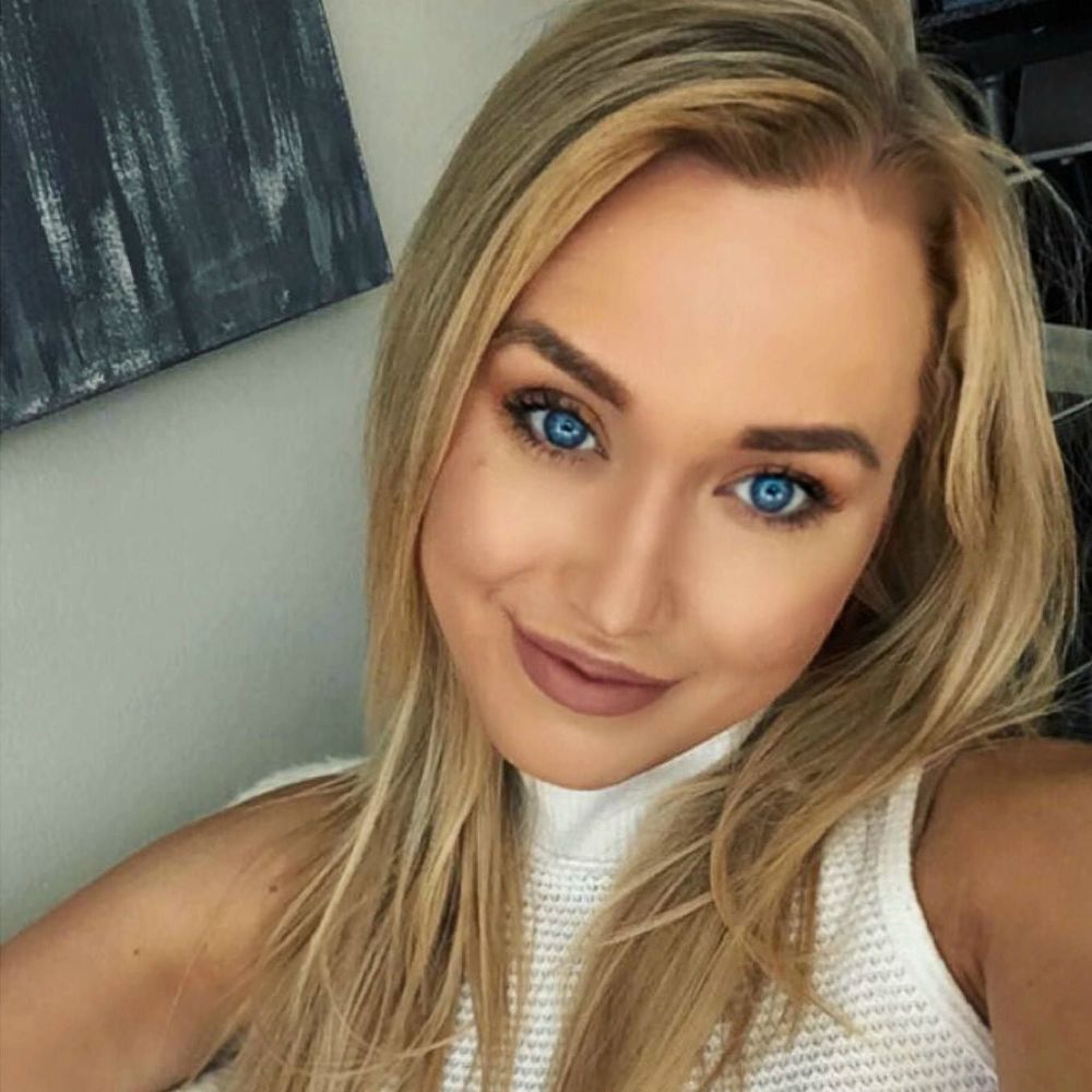 Meet your Posher, Alissa