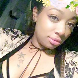 Meet your Posher, Keisha