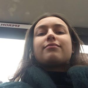 Meet your Posher, Alayna