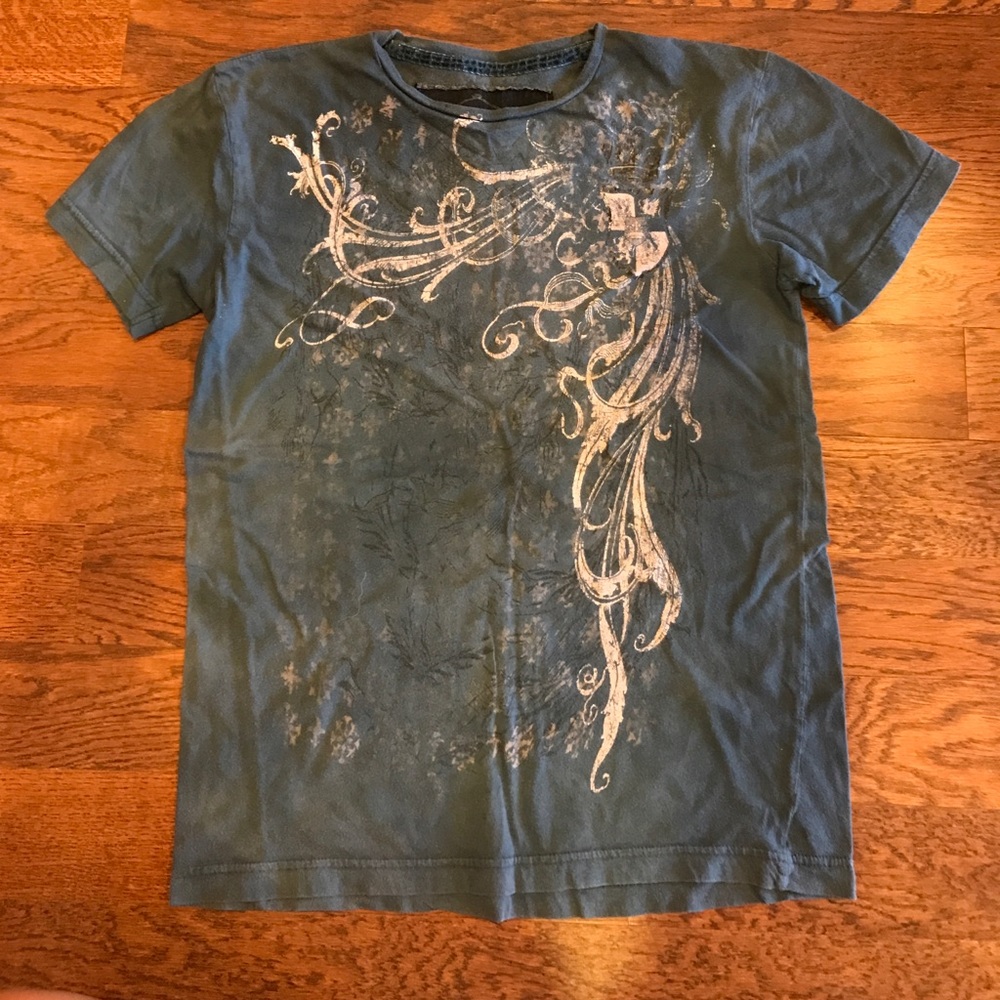 Men's Small Graphic Tshirt