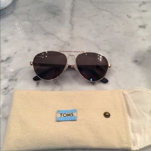 Toms Aviator Sunglasses
