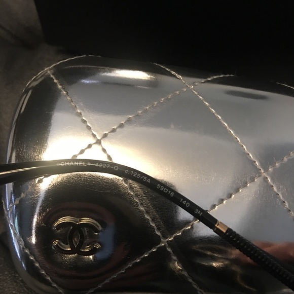 Chanel Pilot Sunglasses - Picture 5 of 8