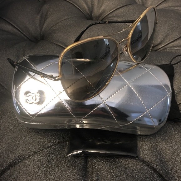 Chanel Pilot Sunglasses - Picture 8 of 8