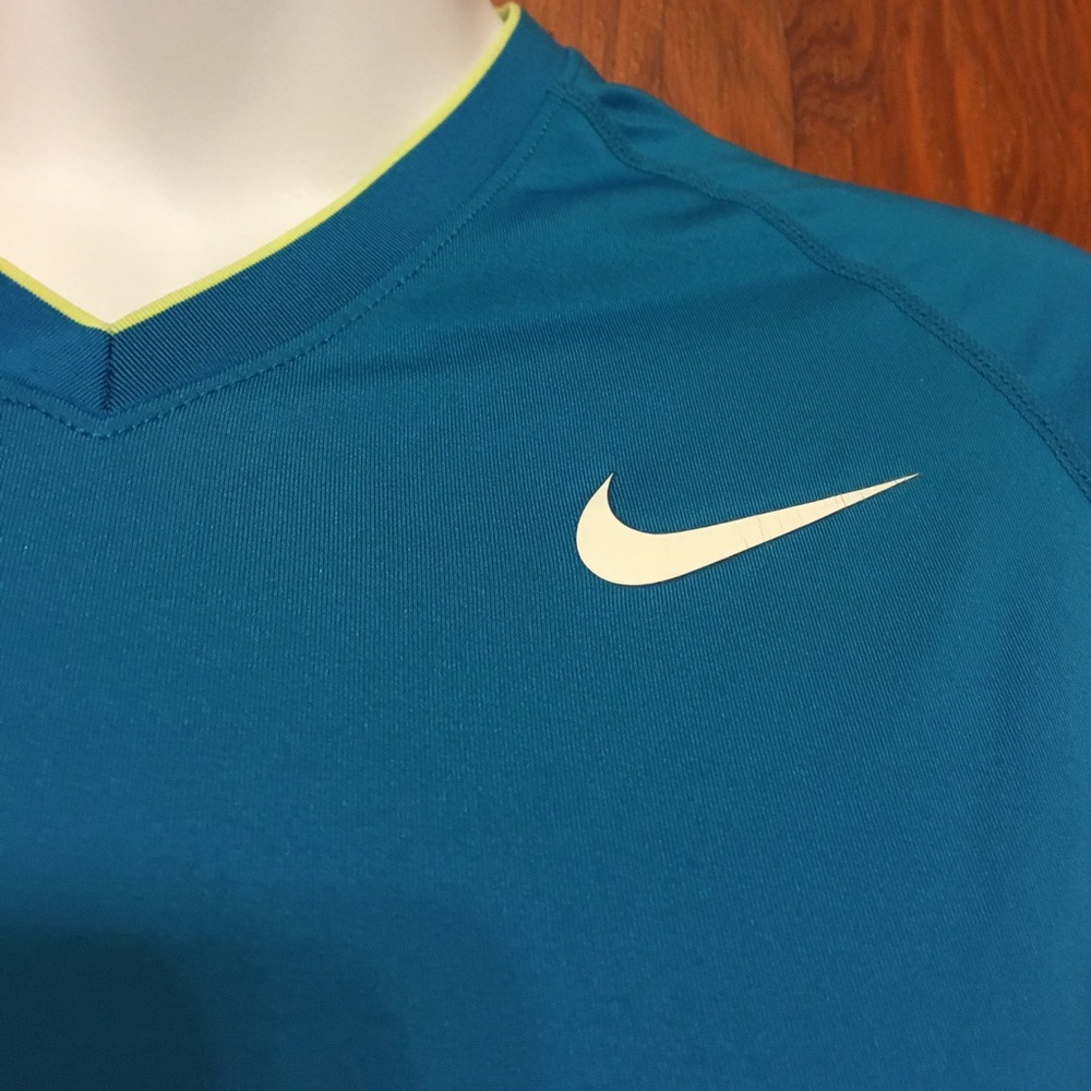 Nike Pro Dri-Fit Top - Picture 2 of 6