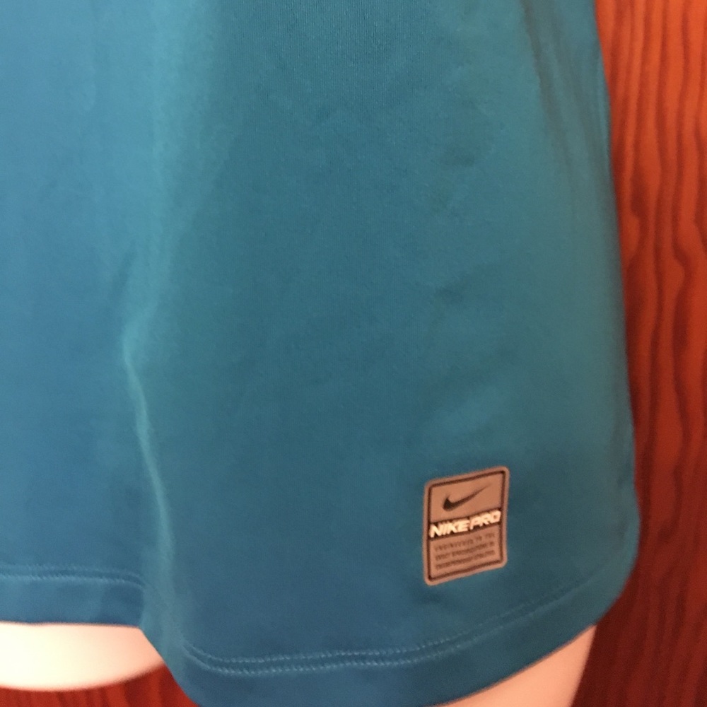 Nike Pro Dri-Fit Top - Picture 3 of 6