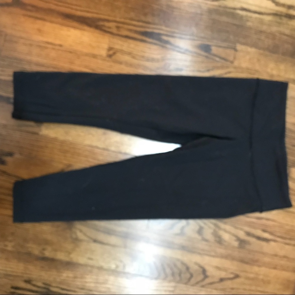 Lululemon Wunder Under Luon Crop