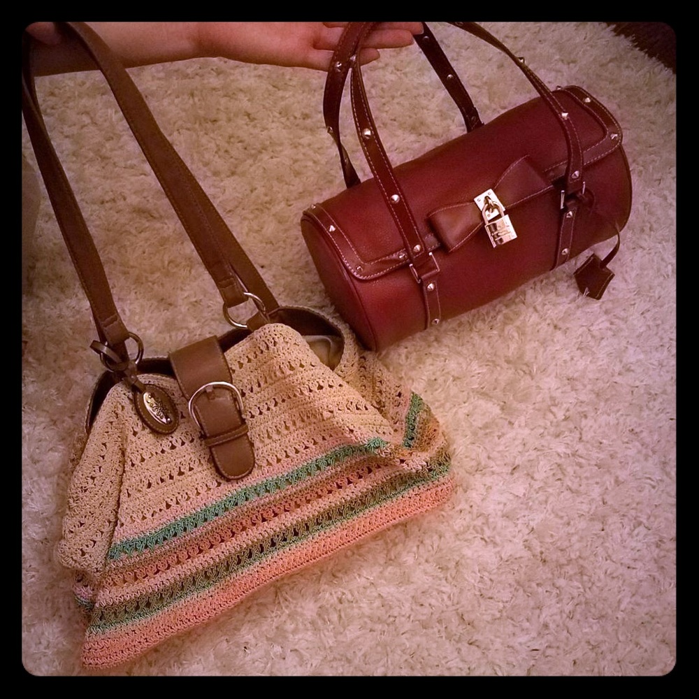Burgundy bow handbag + beach bag bundle
