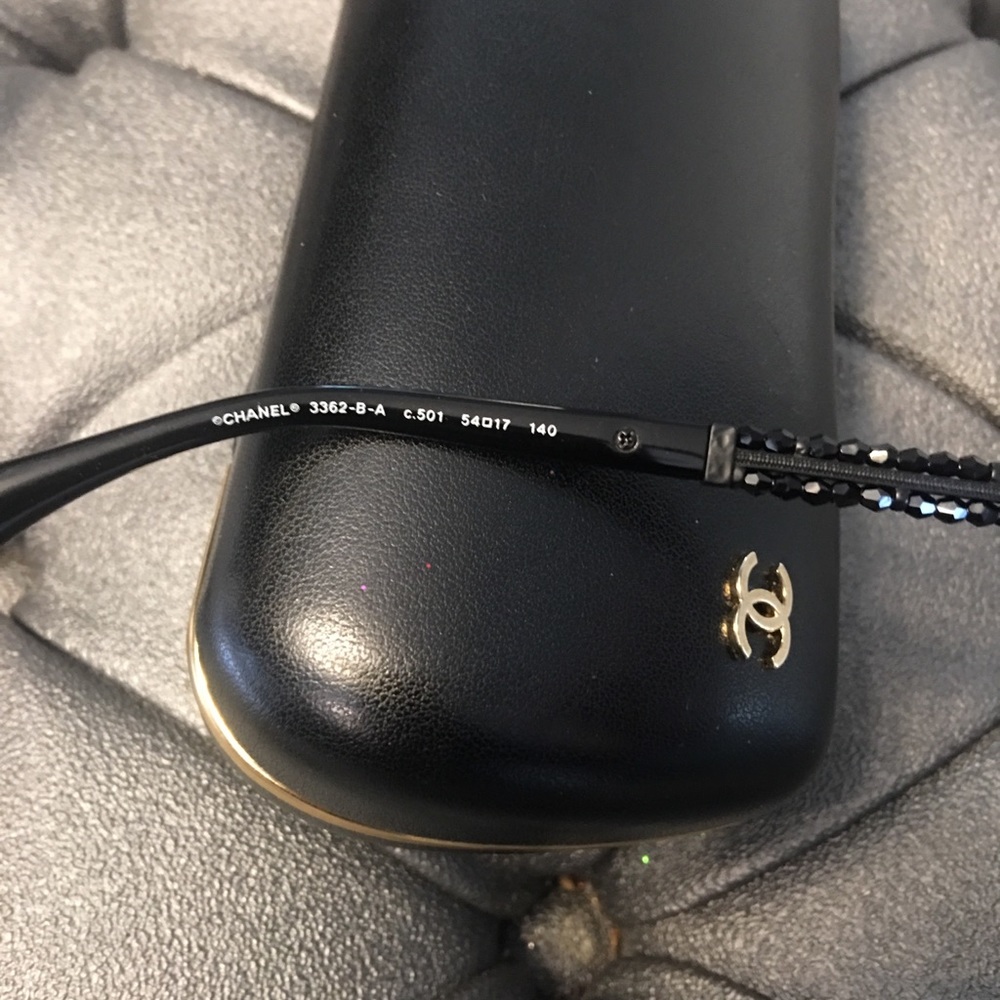 Chanel black beaded eye glasses 🕶 - Picture 5 of 8
