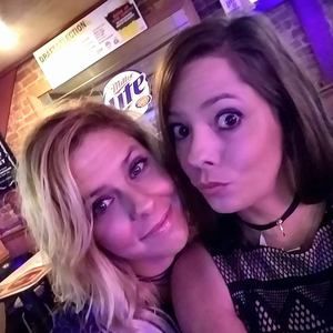 Meet your Posher, Crystal