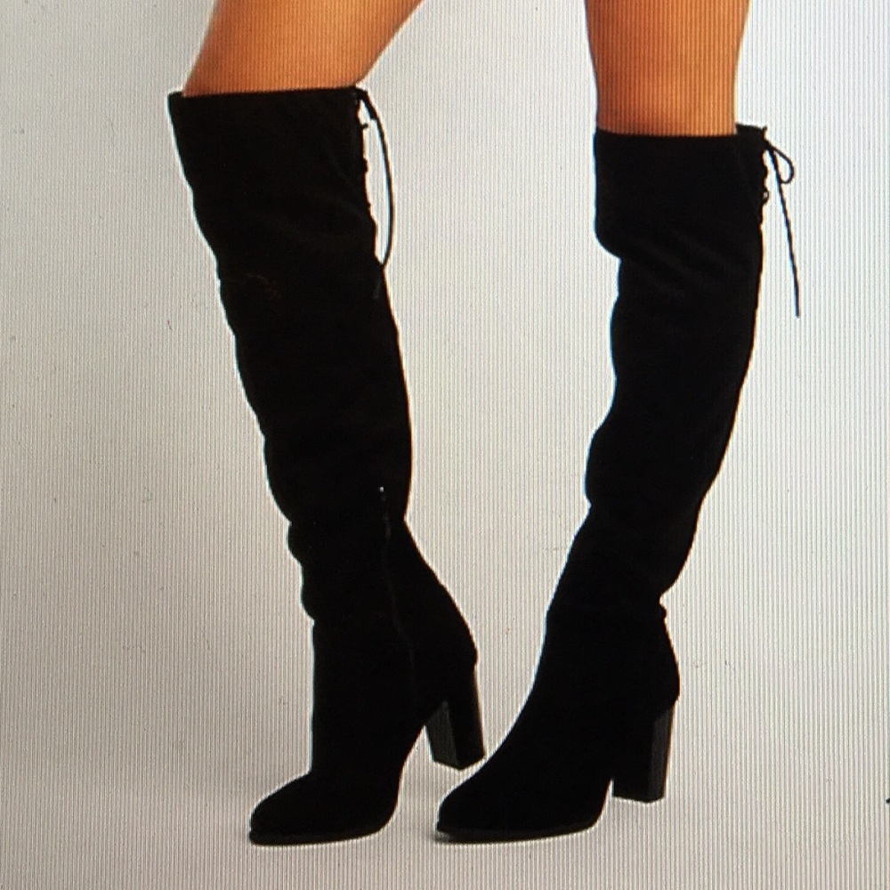 BLACK THIGH HIGH BOOTS