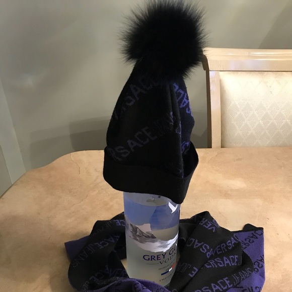 Hat scarf VERSACE