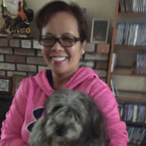 Meet your Posher, Cynthia