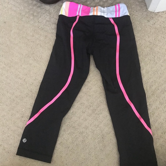 Lululemon tights - Picture 1 of 4