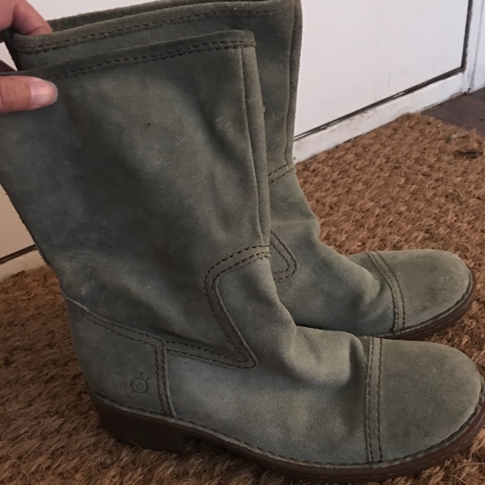 Women's "Born" blue suede boots. Size 8.5.