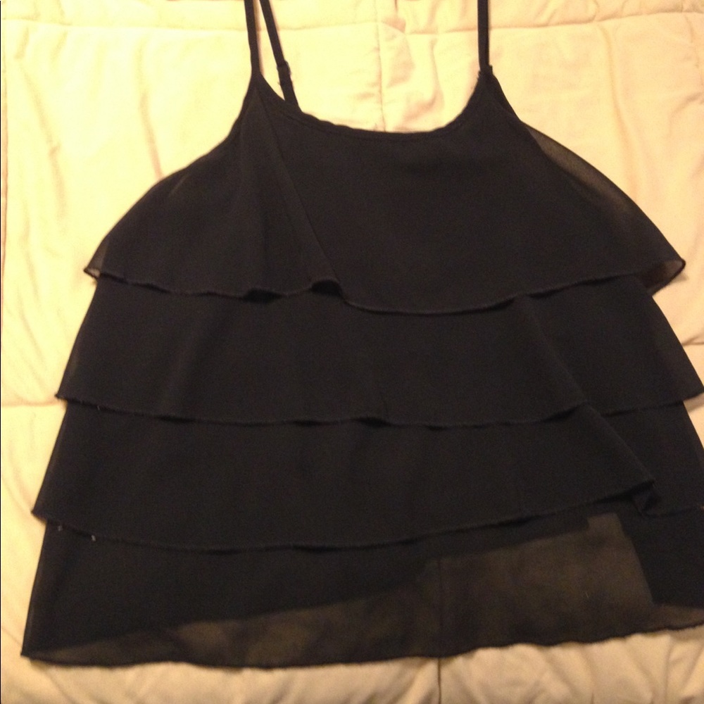 Layered black tank