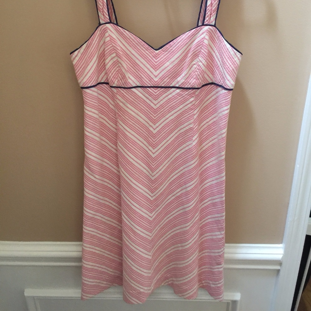 (SOLD) Lilly Pulitzer Dress size 4
