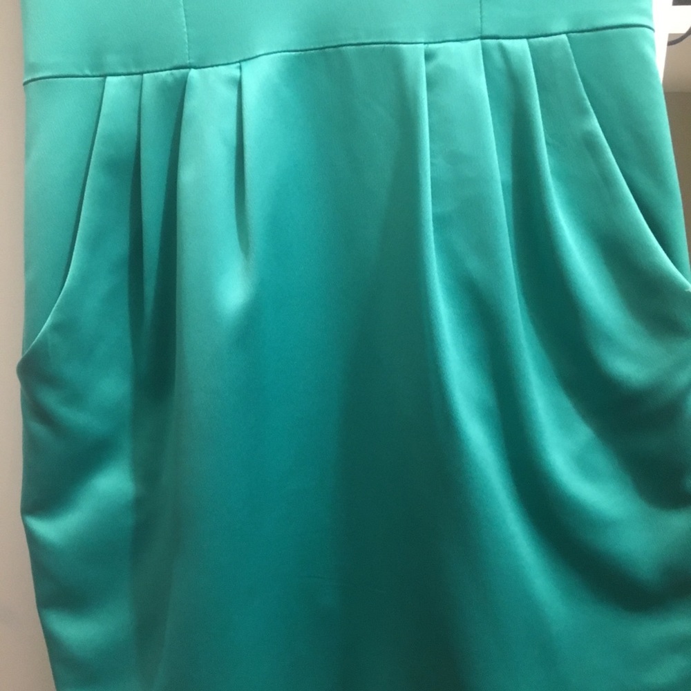 Dress - Picture 2 of 5