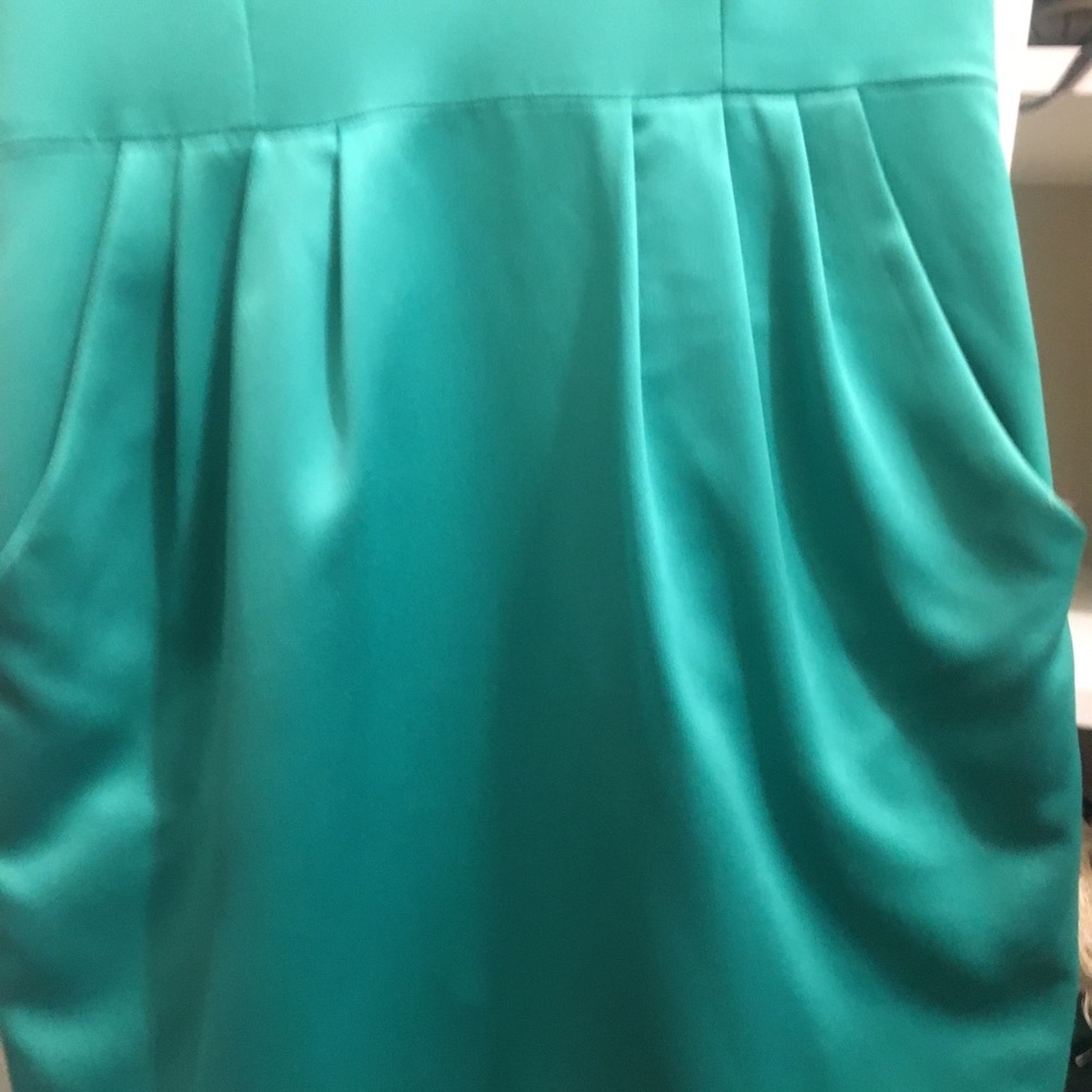 Dress - Picture 3 of 5