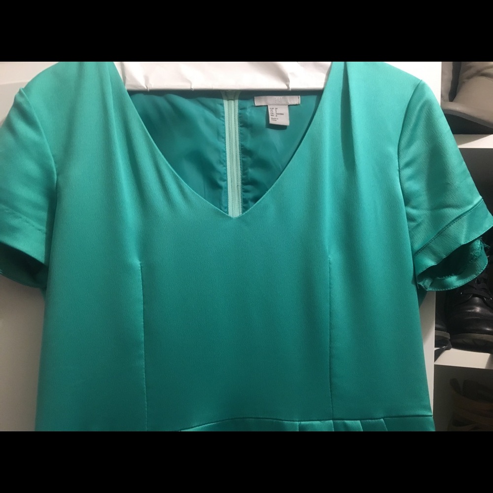 Dress - Picture 4 of 5
