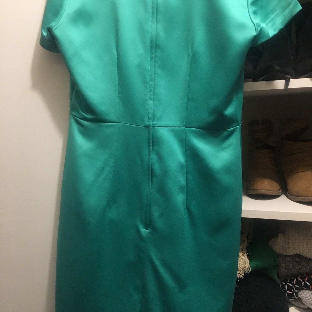 Dress - Picture 5 of 5