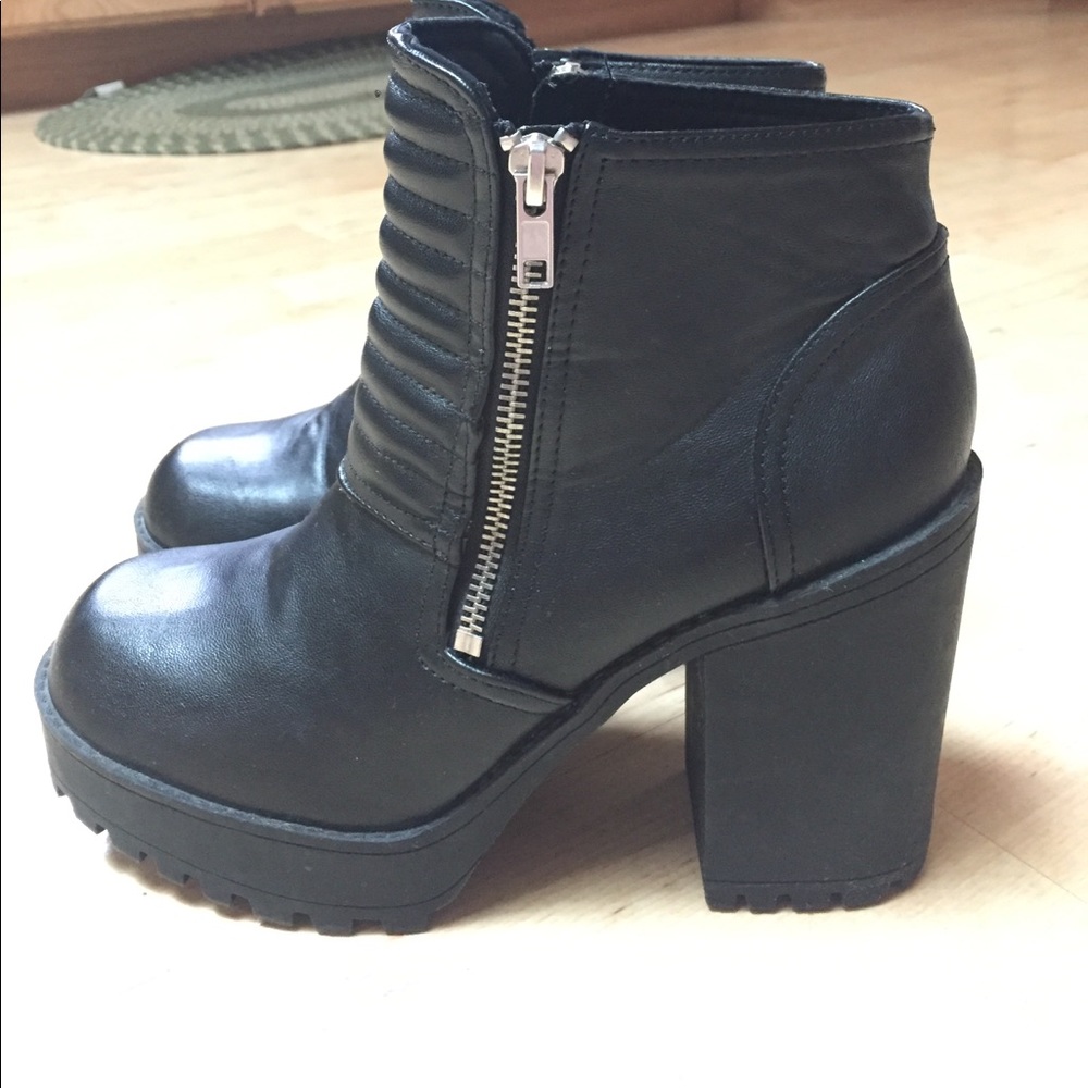 Black thick heel booties