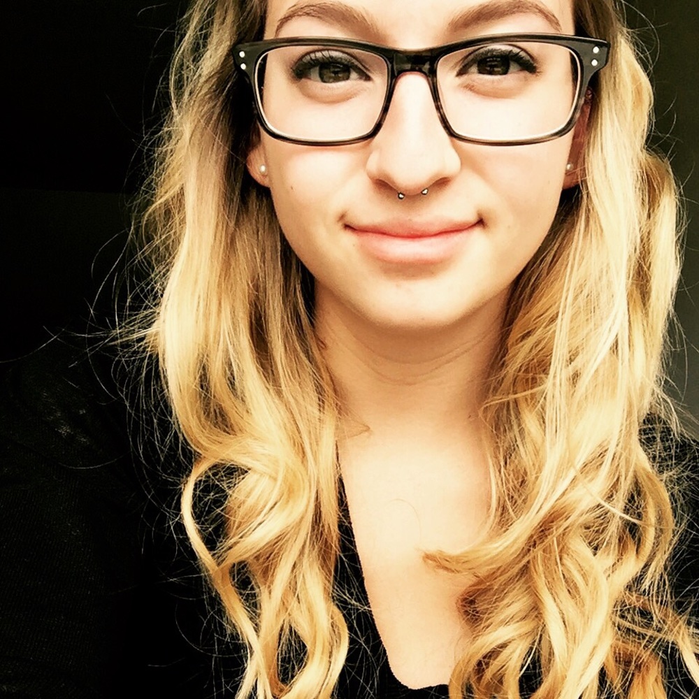 Meet your Posher, Leslie