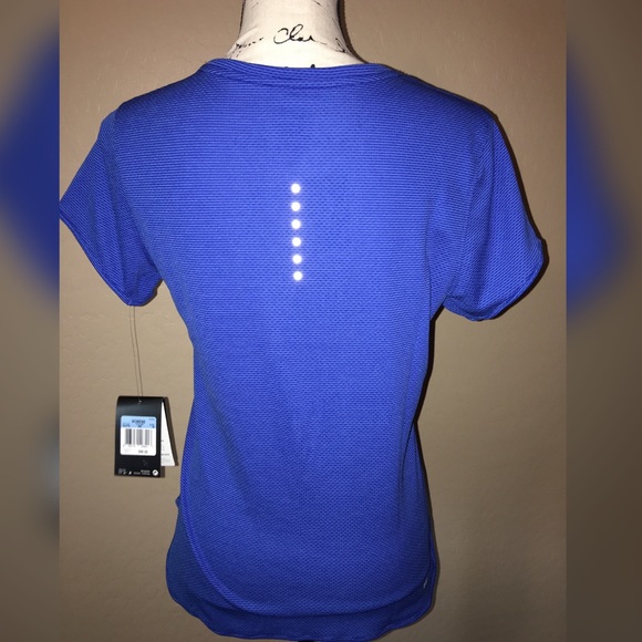 •NWT• Nike AeroReact deep royal blue running top - Picture 4 of 6