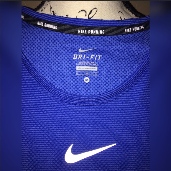 •NWT• Nike AeroReact deep royal blue running top - Picture 6 of 6