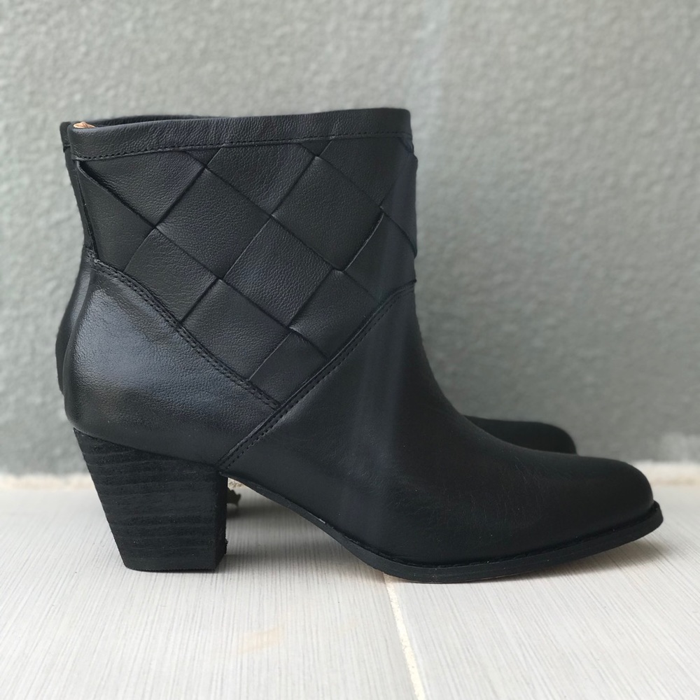 Distressed Woven Leather Western Cowgirl Boots - Picture 2 of 8