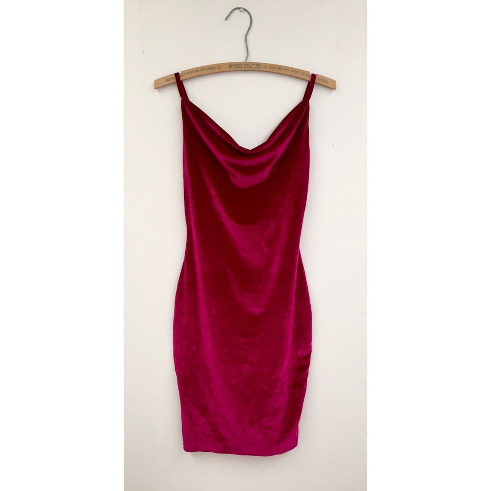 Red Wine Velvet Bodycon Midi Dress