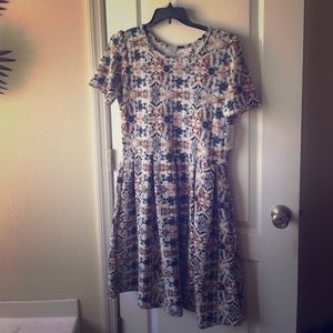 Beautiful Fall LulaRoe Amelia 3xl