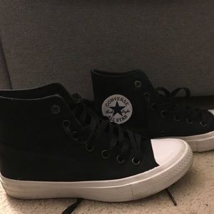 Black converse