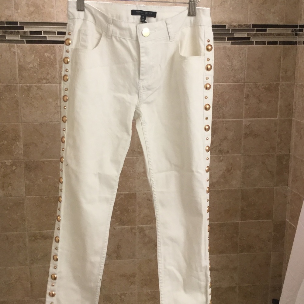Romeo & Juliet Couture White Jeans