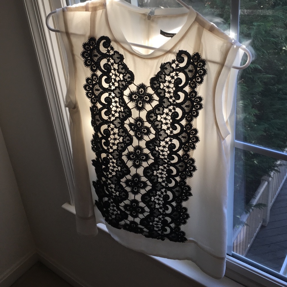 Nanette Lepore shell with black lace appliqué