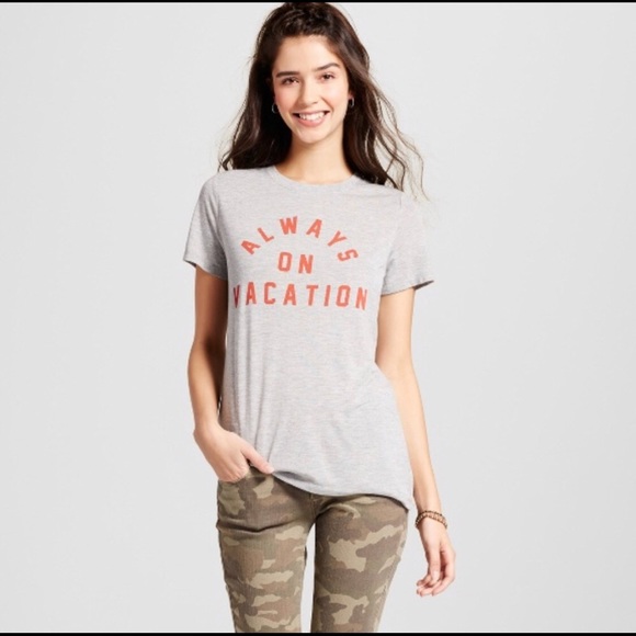 •Always On Vacation Tee - Picture 4 of 5