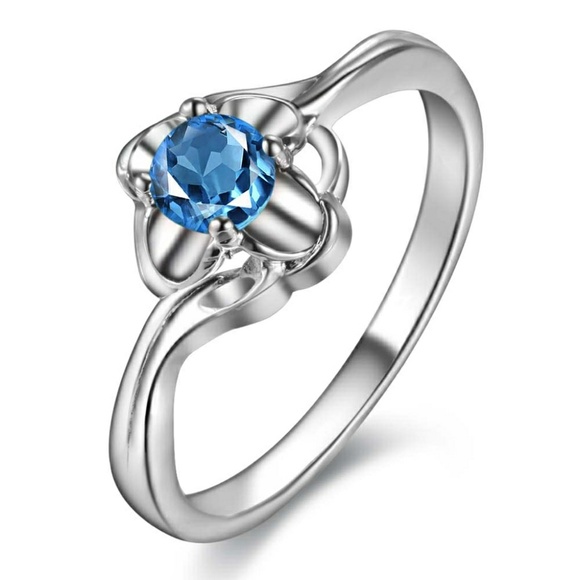 Jewelry - 925 Sterling Silver Blue AAA Crystal Zircon Ring