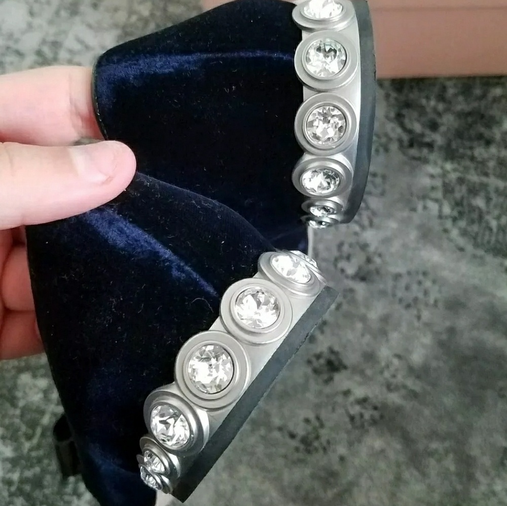 Miu Miu Crystal Velvet Bow Loafers - Picture 5 of 7