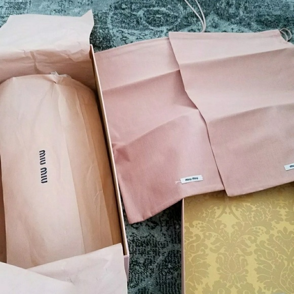 Miu Miu Crystal Velvet Bow Loafers - Picture 6 of 7