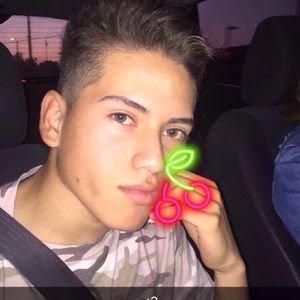 Meet your Posher, Sam