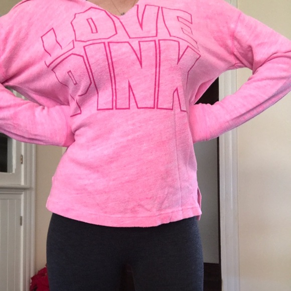 Victoria secret PINK 🌸💕 Hoodie ! - Picture 2 of 3