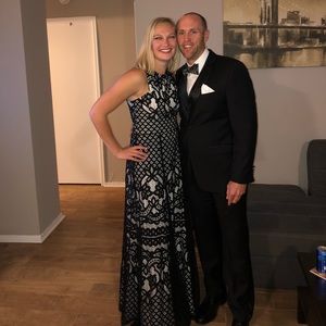 Vera Wang lace gown