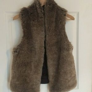 Tart Collection faux fur vest
