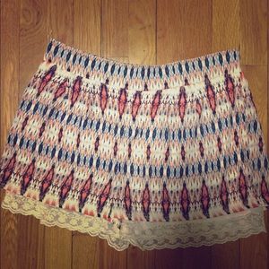 Patterned shorts