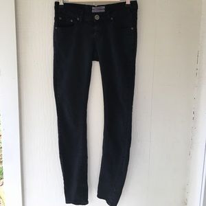 One teaspoon loonies