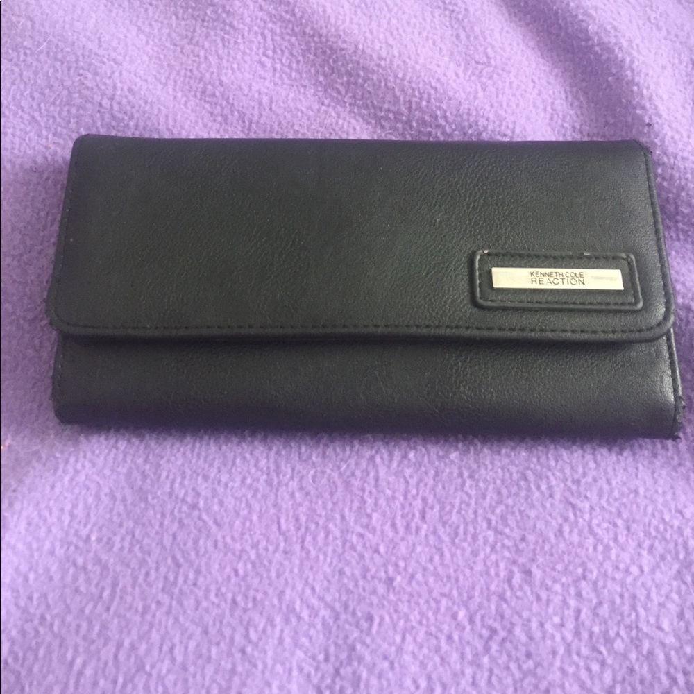 Kenneth Cole Reaction Wallet!