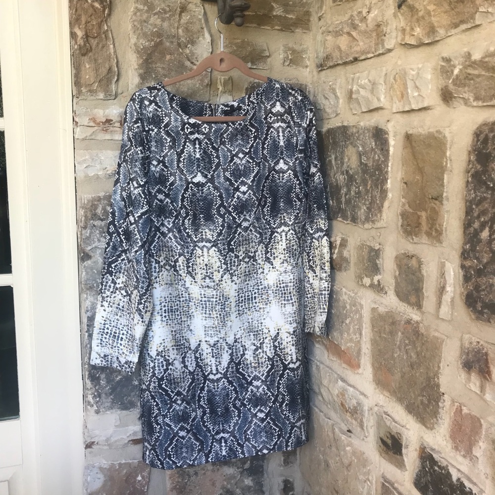 Gorgeous snake print shift dress