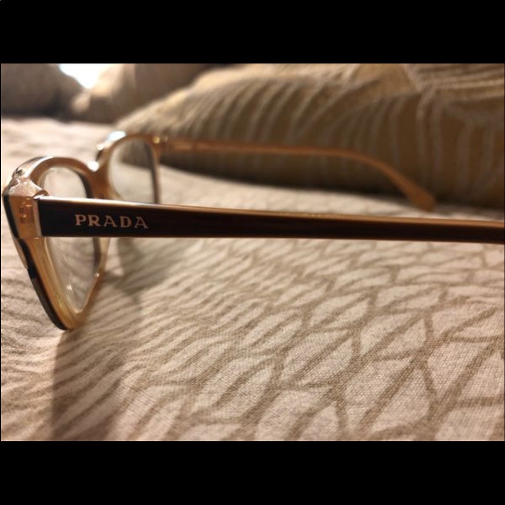 Prada frames