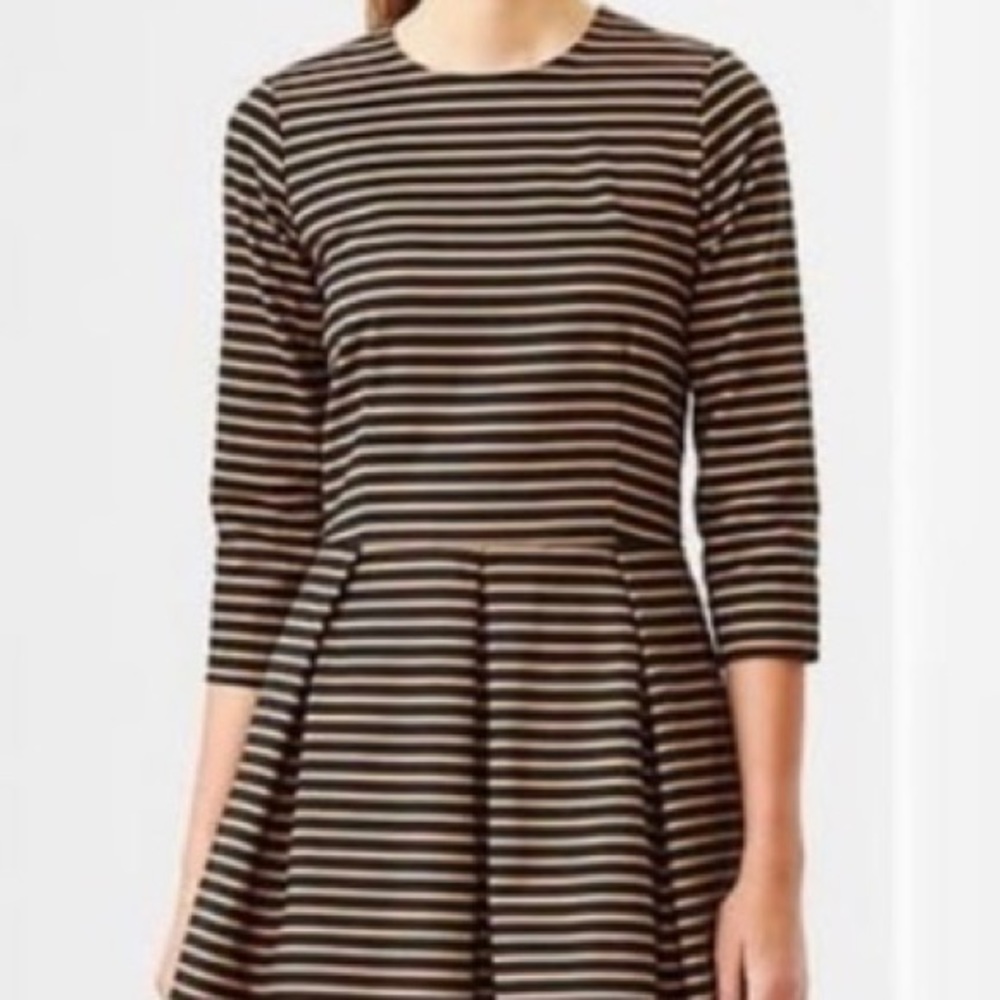 🍁 Adorable Gap Dress! 2.