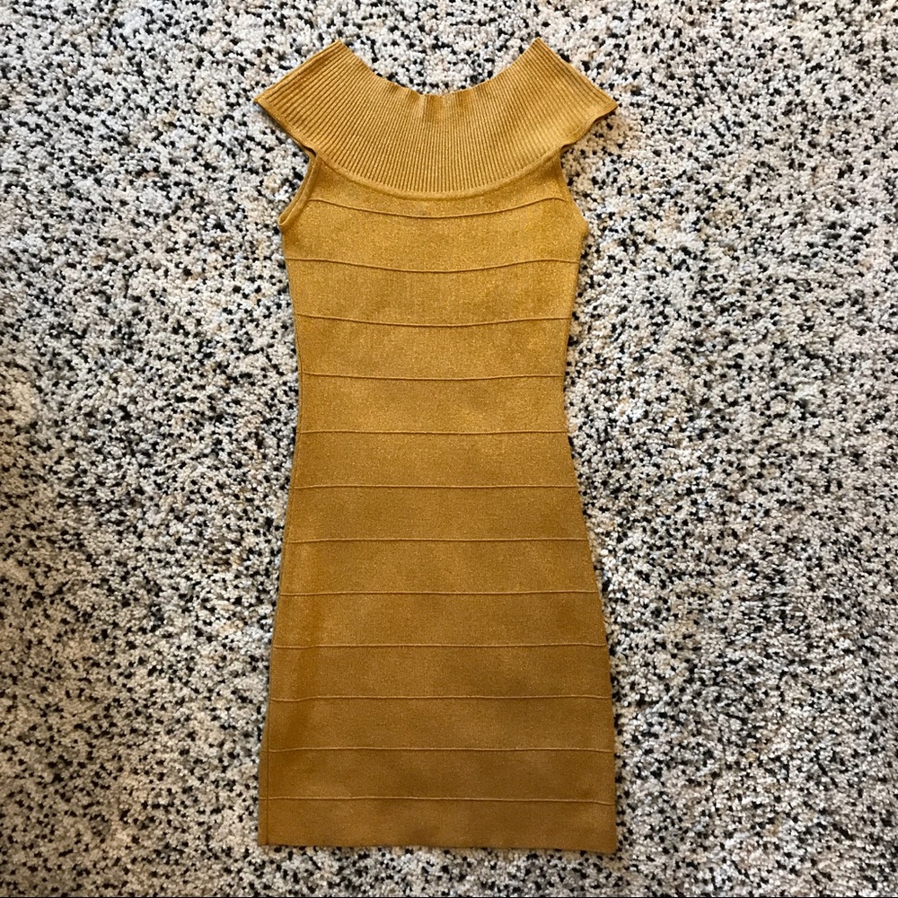 'Cashmere' gold dress size s
