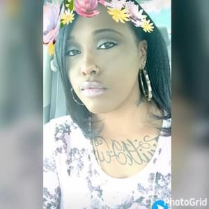 Meet your Posher, Myra